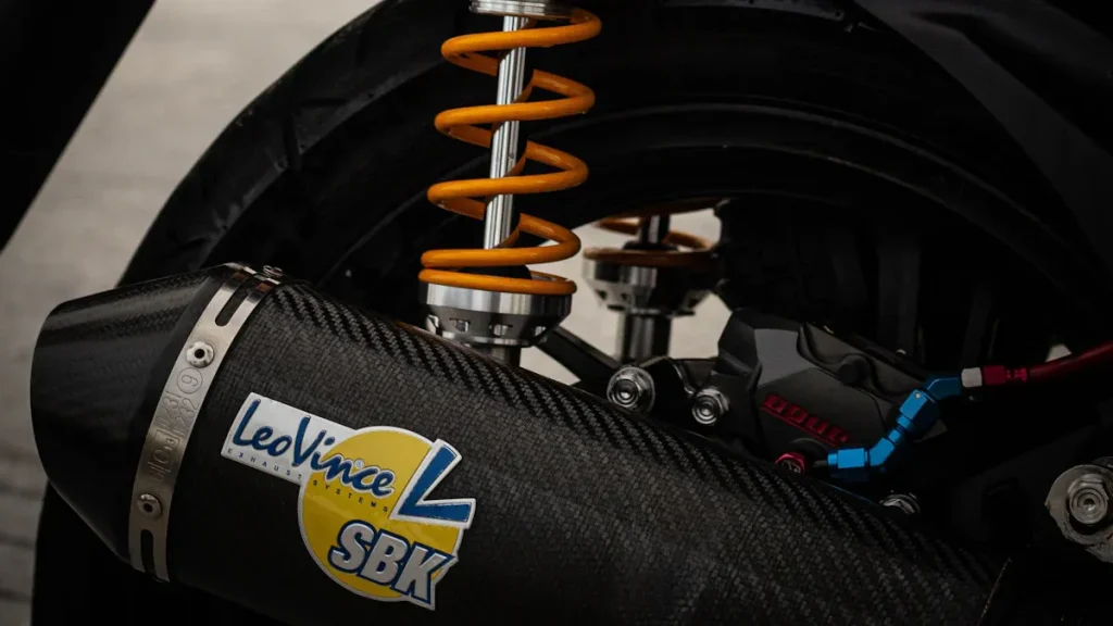 How Distributors Build a Motorcycle Rear Shock Product Line for Their Market